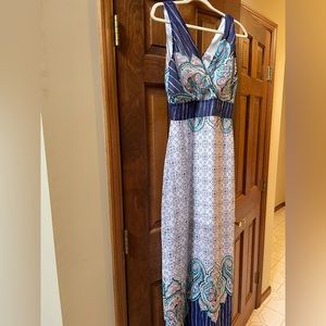 Alya long summer dress. Size medium